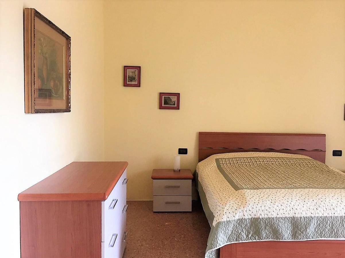Appartamento Del Sole Десенцано дел Гарда Екстериор снимка